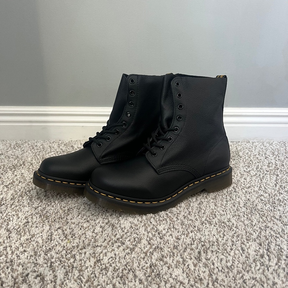 Dr. Martens 1460 Pascal Virginia Black Leather Boots Women's 11